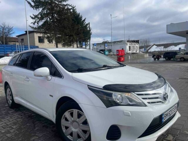 Білий Тойота Авенсіс, об'ємом двигуна 2 л та пробігом 216 тис. км за 7848 $, фото 1 на Automoto.ua