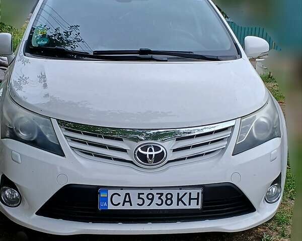 Белый Тойота Авенсис, объемом двигателя 2.23 л и пробегом 277 тыс. км за 8999 $, фото 1 на Automoto.ua