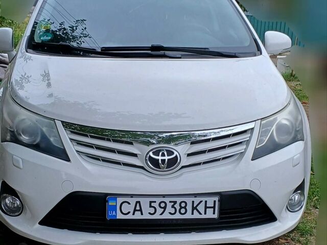 Белый Тойота Авенсис, объемом двигателя 2.23 л и пробегом 277 тыс. км за 8999 $, фото 1 на Automoto.ua