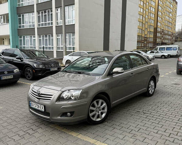 Бежевый Тойота Авенсис, объемом двигателя 1.79 л и пробегом 187 тыс. км за 6400 $, фото 1 на Automoto.ua