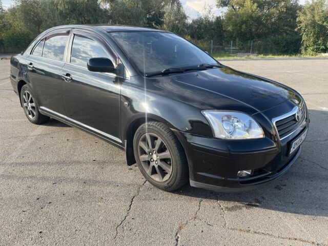 Черный Тойота Авенсис, объемом двигателя 1.8 л и пробегом 253 тыс. км за 5300 $, фото 1 на Automoto.ua