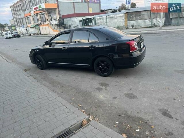 Черный Тойота Авенсис, объемом двигателя 1.79 л и пробегом 240 тыс. км за 6800 $, фото 1 на Automoto.ua
