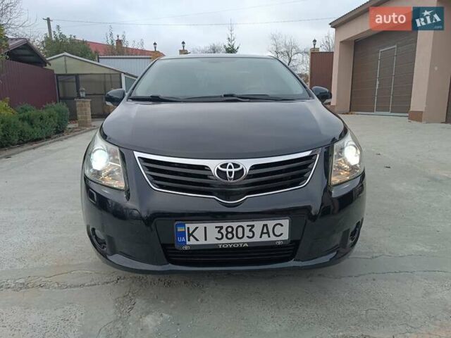 Черный Тойота Авенсис, объемом двигателя 2 л и пробегом 206 тыс. км за 8600 $, фото 1 на Automoto.ua