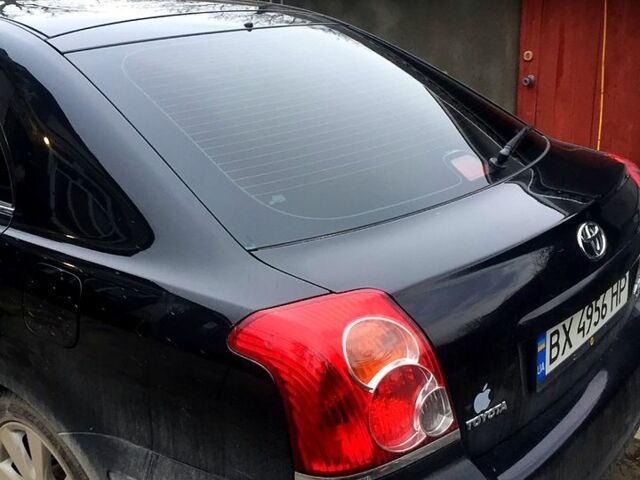 Черный Тойота Авенсис, объемом двигателя 2 л и пробегом 0 тыс. км за 6700 $, фото 1 на Automoto.ua