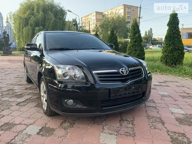 Чорний Тойота Авенсіс, об'ємом двигуна 1.8 л та пробігом 127 тис. км за 9700 $, фото 1 на Automoto.ua