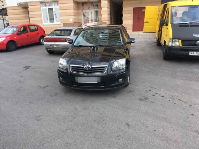 Чорний Тойота Авенсіс, об'ємом двигуна 1.8 л та пробігом 130 тис. км за 10500 $, фото 1 на Automoto.ua
