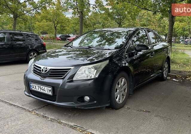 Черный Тойота Авенсис, объемом двигателя 1.8 л и пробегом 260 тыс. км за 8500 $, фото 1 на Automoto.ua