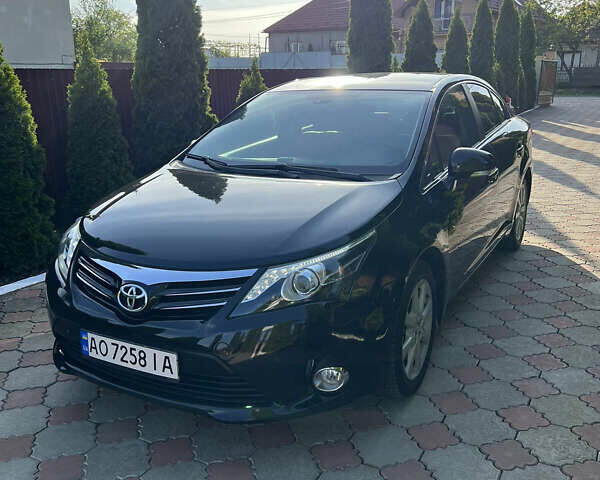 Чорний Тойота Авенсіс, об'ємом двигуна 1.99 л та пробігом 148 тис. км за 9700 $, фото 1 на Automoto.ua