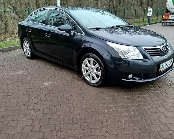 Черный Тойота Авенсис, объемом двигателя 1.99 л и пробегом 198 тыс. км за 9000 $, фото 1 на Automoto.ua