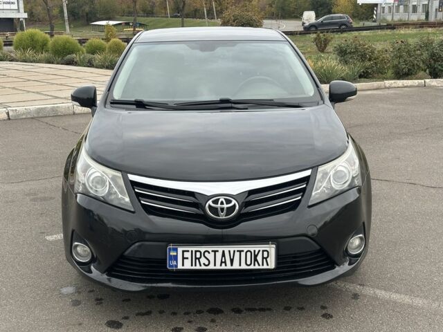 Черный Тойота Авенсис, объемом двигателя 1.8 л и пробегом 275 тыс. км за 10600 $, фото 1 на Automoto.ua