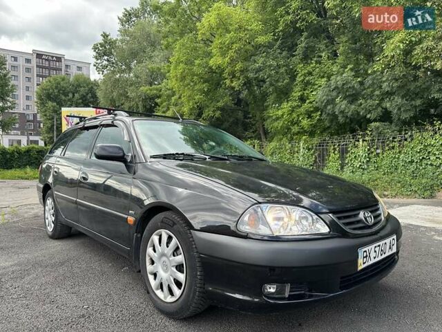 Черный Тойота Авенсис, объемом двигателя 1.6 л и пробегом 317 тыс. км за 3600 $, фото 1 на Automoto.ua