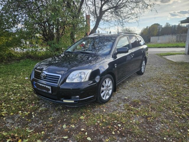 Черный Тойота Авенсис, объемом двигателя 2 л и пробегом 350 тыс. км за 2350 $, фото 1 на Automoto.ua