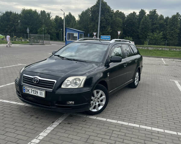 Черный Тойота Авенсис, объемом двигателя 2.2 л и пробегом 500 тыс. км за 5200 $, фото 1 на Automoto.ua