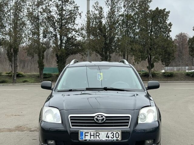 Черный Тойота Авенсис, объемом двигателя 2 л и пробегом 300 тыс. км за 3270 $, фото 1 на Automoto.ua