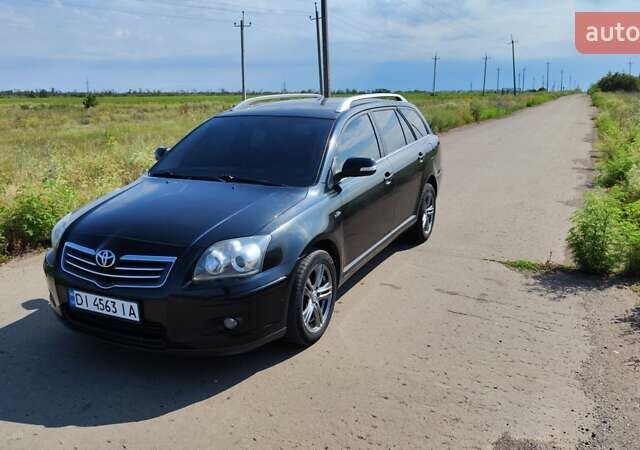 Черный Тойота Авенсис, объемом двигателя 2.23 л и пробегом 241 тыс. км за 5200 $, фото 1 на Automoto.ua