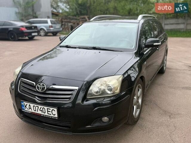 Черный Тойота Авенсис, объемом двигателя 2.2 л и пробегом 281 тыс. км за 5200 $, фото 1 на Automoto.ua