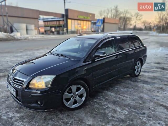 Черный Тойота Авенсис, объемом двигателя 2 л и пробегом 320 тыс. км за 5500 $, фото 1 на Automoto.ua