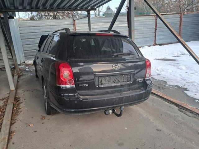 Черный Тойота Авенсис, объемом двигателя 0 л и пробегом 364 тыс. км за 600 $, фото 1 на Automoto.ua