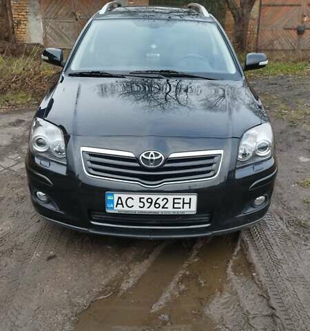 Черный Тойота Авенсис, объемом двигателя 2 л и пробегом 194 тыс. км за 8000 $, фото 1 на Automoto.ua