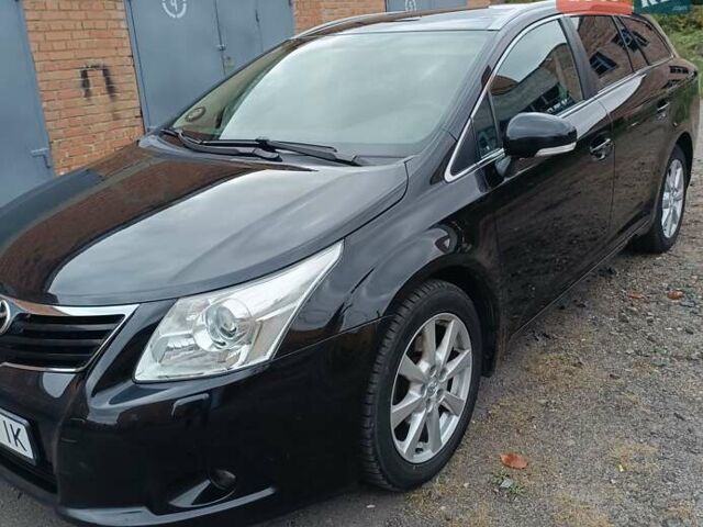 Черный Тойота Авенсис, объемом двигателя 1.6 л и пробегом 189 тыс. км за 8700 $, фото 1 на Automoto.ua