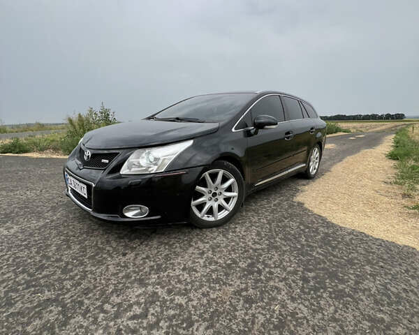 Черный Тойота Авенсис, объемом двигателя 2 л и пробегом 290 тыс. км за 6500 $, фото 1 на Automoto.ua