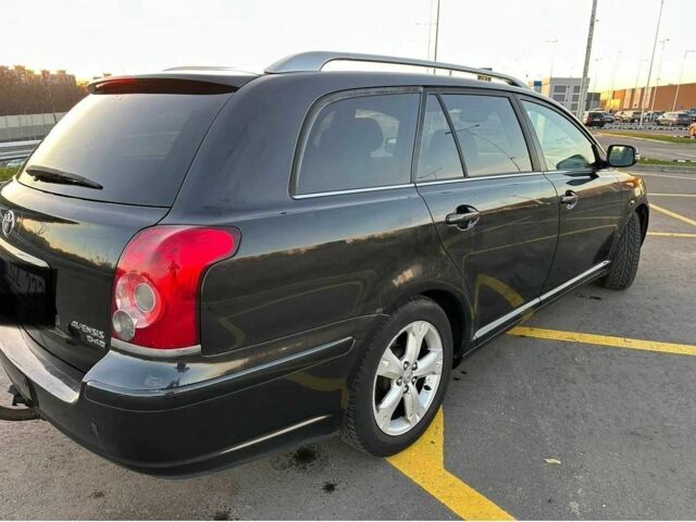 Черный Тойота Авенсис, объемом двигателя 2 л и пробегом 247 тыс. км за 3700 $, фото 1 на Automoto.ua