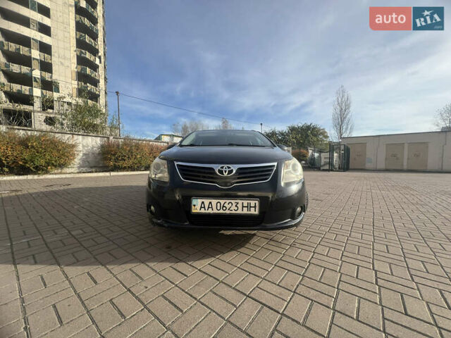 Черный Тойота Авенсис, объемом двигателя 1.8 л и пробегом 180 тыс. км за 8200 $, фото 1 на Automoto.ua