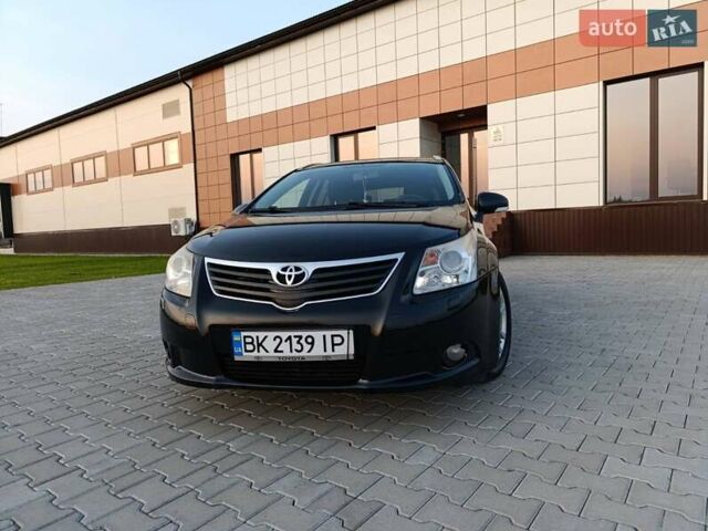 Черный Тойота Авенсис, объемом двигателя 2.23 л и пробегом 240 тыс. км за 8500 $, фото 1 на Automoto.ua