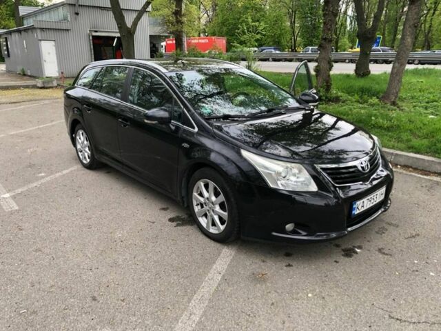 Чорний Тойота Авенсіс, об'ємом двигуна 0.22 л та пробігом 260 тис. км за 8300 $, фото 1 на Automoto.ua