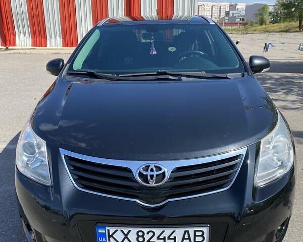Черный Тойота Авенсис, объемом двигателя 2.2 л и пробегом 315 тыс. км за 8499 $, фото 1 на Automoto.ua