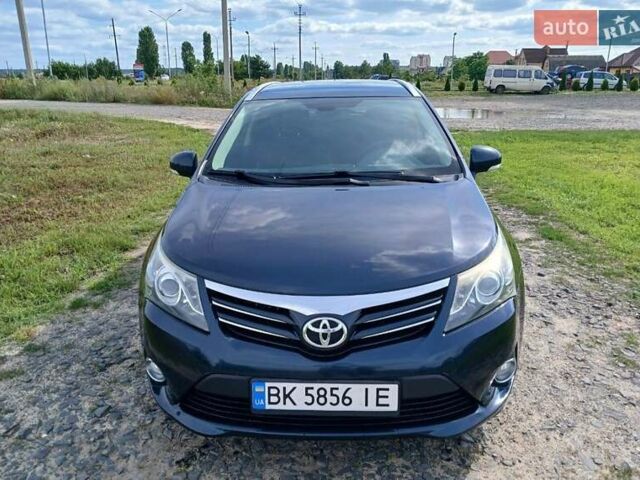 Черный Тойота Авенсис, объемом двигателя 2.23 л и пробегом 252 тыс. км за 10500 $, фото 1 на Automoto.ua