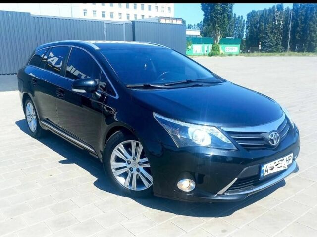 Черный Тойота Авенсис, объемом двигателя 2 л и пробегом 297 тыс. км за 261 $, фото 1 на Automoto.ua