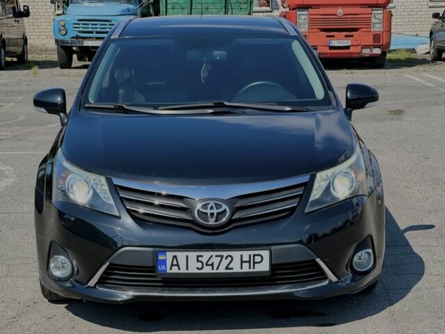 Черный Тойота Авенсис, объемом двигателя 2.2 л и пробегом 235 тыс. км за 11488 $, фото 1 на Automoto.ua