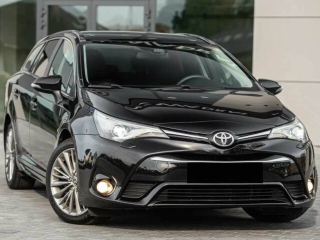 Черный Тойота Авенсис, объемом двигателя 0 л и пробегом 110 тыс. км за 12500 $, фото 1 на Automoto.ua