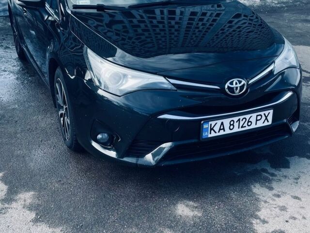 Черный Тойота Авенсис, объемом двигателя 2 л и пробегом 250 тыс. км за 14000 $, фото 1 на Automoto.ua