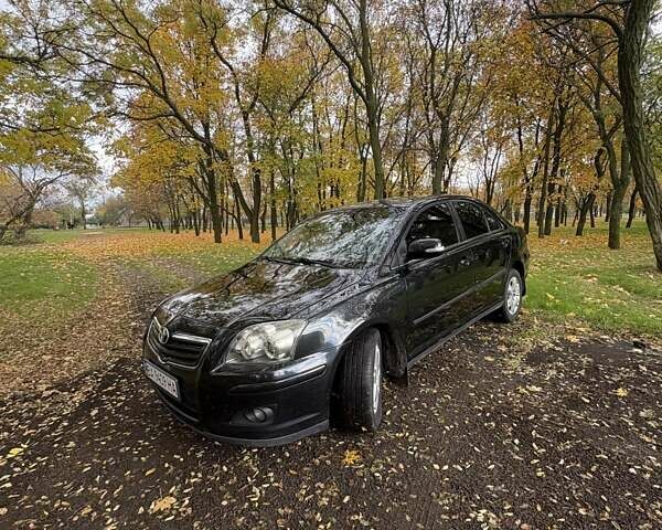 Черный Тойота Авенсис, объемом двигателя 2 л и пробегом 230 тыс. км за 5500 $, фото 1 на Automoto.ua
