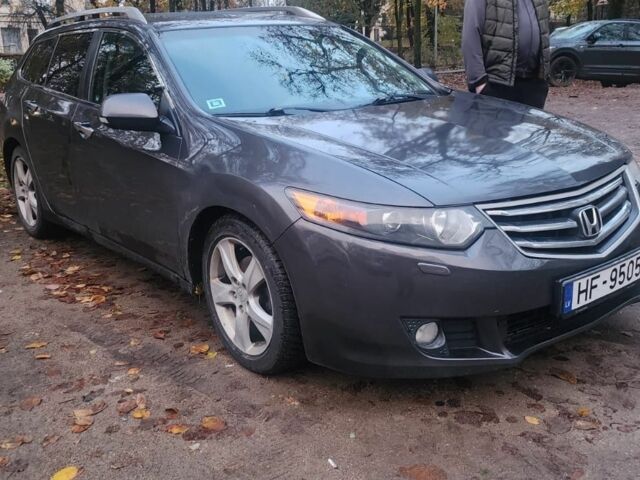 Коричневый Тойота Авенсис, объемом двигателя 2 л и пробегом 275 тыс. км за 3596 $, фото 1 на Automoto.ua