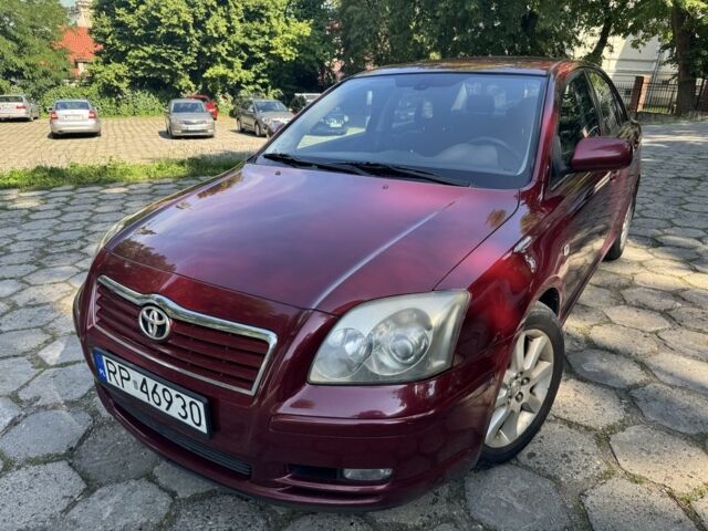 Червоний Тойота Авенсіс, об'ємом двигуна 2 л та пробігом 322 тис. км за 2450 $, фото 1 на Automoto.ua