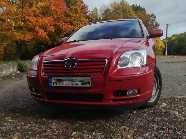 Красный Тойота Авенсис, объемом двигателя 0 л и пробегом 467 тыс. км за 4700 $, фото 1 на Automoto.ua