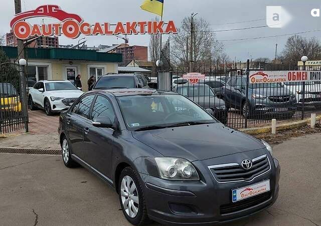 Тойота Авенсис, объемом двигателя 2 л и пробегом 283 тыс. км за 6999 $, фото 1 на Automoto.ua