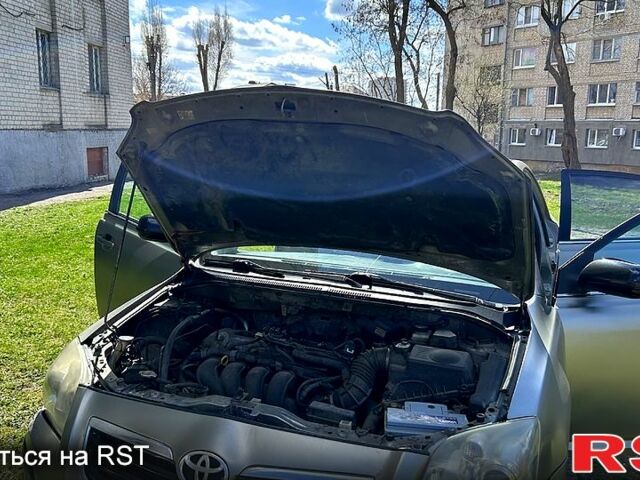 Тойота Авенсис, объемом двигателя 1.8 л и пробегом 251 тыс. км за 6300 $, фото 1 на Automoto.ua