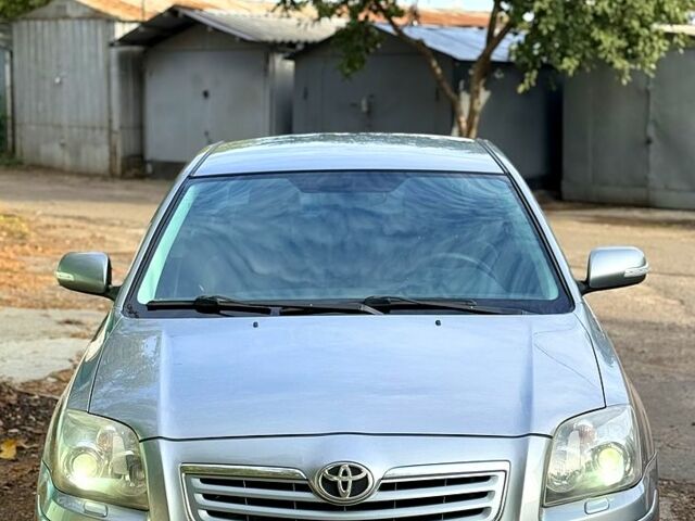 Тойота Авенсис, объемом двигателя 1.8 л и пробегом 248 тыс. км за 7150 $, фото 1 на Automoto.ua