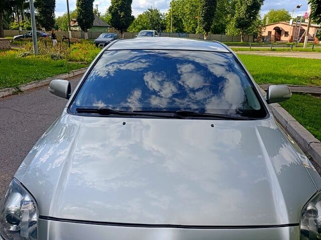 Тойота Авенсис, объемом двигателя 1.8 л и пробегом 200 тыс. км за 6600 $, фото 1 на Automoto.ua