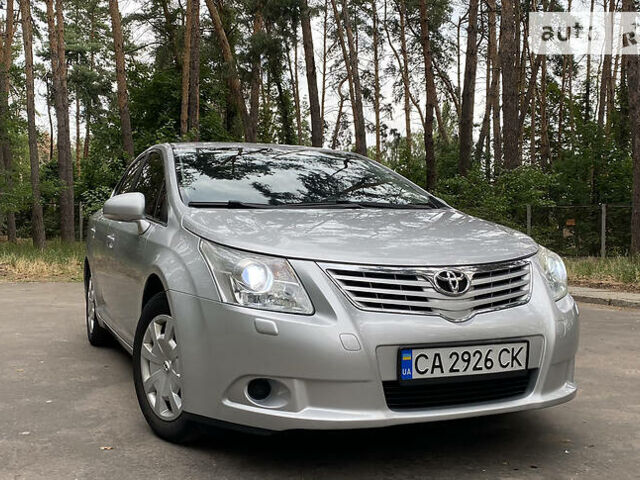 Тойота Авенсіс, об'ємом двигуна 1.6 л та пробігом 245 тис. км за 9000 $, фото 1 на Automoto.ua