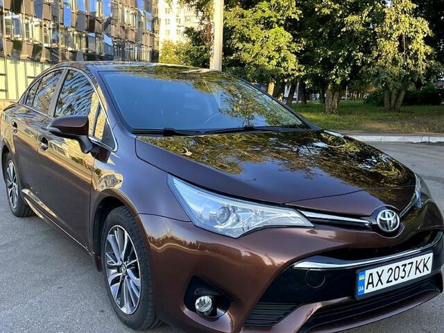 Тойота Авенсіс, об'ємом двигуна 2 л та пробігом 183 тис. км за 14700 $, фото 1 на Automoto.ua