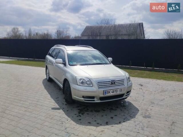 Тойота Авенсис, объемом двигателя 2.2 л и пробегом 256 тыс. км за 7050 $, фото 1 на Automoto.ua