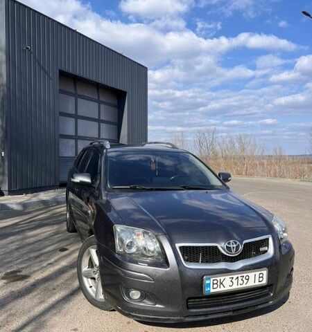 Тойота Авенсис, объемом двигателя 2.23 л и пробегом 329 тыс. км за 7200 $, фото 1 на Automoto.ua