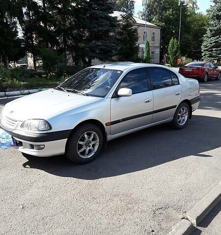 Тойота Авенсіс, об'ємом двигуна 1.6 л та пробігом 290 тис. км за 4400 $, фото 1 на Automoto.ua