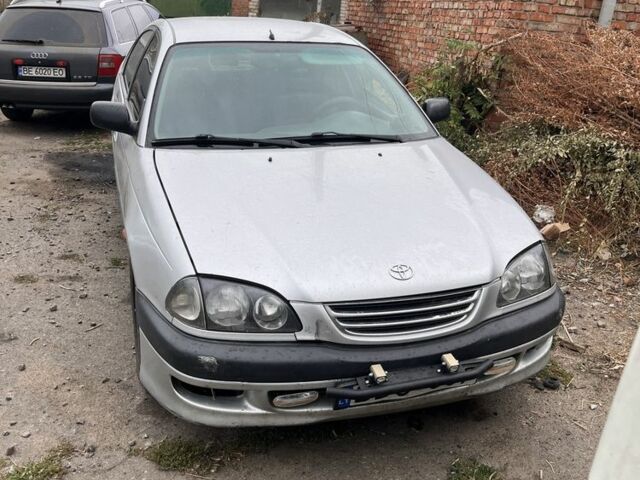 Серый Тойота Авенсис, объемом двигателя 0 л и пробегом 2 тыс. км за 1600 $, фото 1 на Automoto.ua