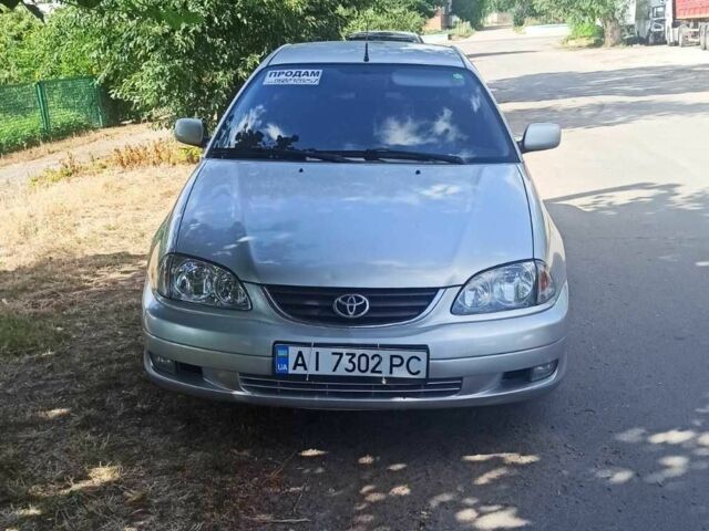 Серый Тойота Авенсис, объемом двигателя 2 л и пробегом 260 тыс. км за 4010 $, фото 1 на Automoto.ua